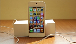 iPhone cũ đắt hàng dịp cận Tết: tiềm ẩn nhiều rủi ro