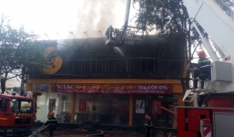 Hỏa hoạn thiêu rụi nhiều siêu xe tại TP Hồ Chí Minh