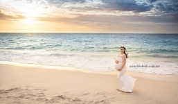 Hy hữu người mẹ sinh 5 em bé đáng yêu chỉ trong 2 phút