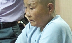 Người đàn bà cạo trọc đầu giả danh nhà sư xin tiền triệu mỗi ngày