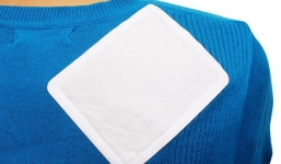 Miếng dán giữ nhiệt và tác hại ít người biết