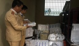 Phát hiện thu giữ gần 10.000 bao thuốc lá ngoại nhập lậu