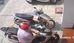 Video: Trộm bẻ khóa xe SH chưa đầy 3 giây trước ngân hàng