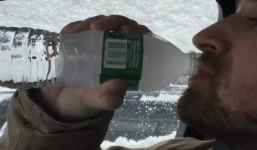 Điều gì xảy ra khi nhiệt độ trong xe lạnh hơn tủ đá