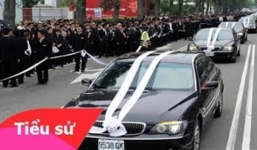 Hàng trăm giang hồ bảo vệ lễ tang kinh dị của ông trùm than thổ phỉ