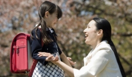 5 điều bố mẹ cần chuẩn bị cho trẻ ngày đầu đi học