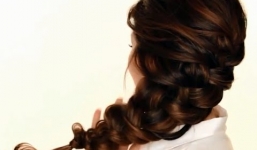 Gợi ý những kiểu tóc đẹp cho ngày Tết thêm xinh