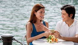 FA Trung Quốc chi tiền thuê người yêu dịp tết