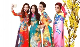 Top smartphone tầm trung cấu hình tốt, selfie Tết cực đỉnh