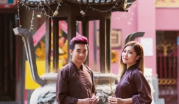 Hương Tràm, Quang Hà cùng nhau đi chùa lễ phật đầu năm mới