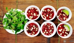 Những món ăn nên loại khỏi thực đơn ngày Tết