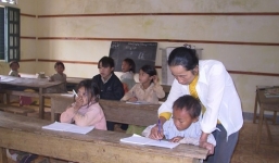 Hai cô giáo trên đỉnh Piêng Luông thắp sáng ước mơ giảng đường ĐH