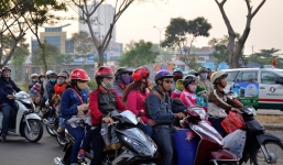 Người dân Nam Bộ đón Tết trong nhiệt độ lạnh nhất 17 năm qua