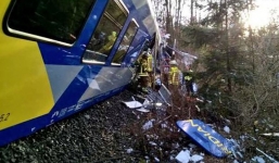 Tàu hỏa đâm nhau ở Đức, hơn 150 người bị thương