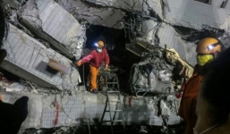 Đài Loan bắt nhà thầu tòa chung cư bị sập