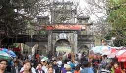 Hà Nội cử trinh sát hình sự tới bảo vệ tại các đền, chùa lễ hội