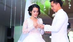 Những đám cưới lãng mạn trong showbiz Việt năm 2015