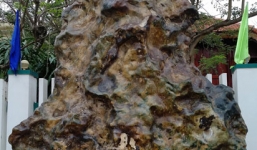 Đá quý 14 tấn 7,5 tỷ đồng của đại gia Quảng Nam