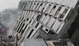 115 thi thể được tìm thấy dưới tòa nhà sập trong động đất Đài Loan