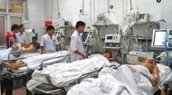 Ngộ độc rượu Tết, gần 2000 người nhập viện