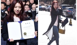 Park Shin Hye nhận bằng tốt nghiệp đại học sau 8 năm theo học