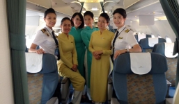 Ngỡ ngàng với phi hành đoàn toàn hot girl của Vietnam Airlines