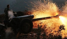 Video: Cảnh quân đội Syria dội 'bão lửa' vào trận địa phiến quân