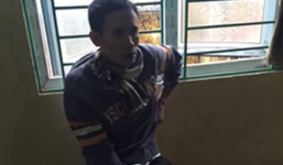 Cảnh sát vây bắt kẻ 'ngáo đá' khống chế bé trai lớp 6 trên đồi