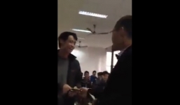 Video giảng viên ĐH Xây dựng lì xì sinh viên gây xôn xao cộng đồng mạng
