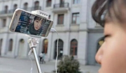 9X xinh đẹp quay clip ăn chơi kiếm 70 triệu/tháng 