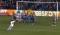 Video: 'Siêu phẩm' của Mata vào lưới Shrewsbury gây tranh cãi