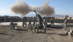 Mỹ muốn đưa đơn vị pháo binh tới Biển Đông