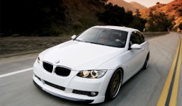 Đi xe ôtô màu nào an toàn nhất?