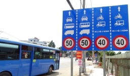 Thay biển báo 50km/h ở đường đôi trước ngày 1/3