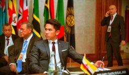 Hoàng tử điển trai của gia tộc sở hữu tài sản 'khủng' 20 tỷ đô