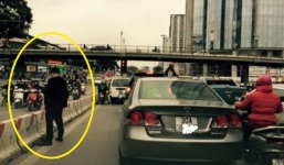 Vụ 'tè đường': Nếu không đi ô tô thì người ta sẽ nghĩ là thần kinh!