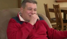 Video: Được bồi thưởng 'khủng' vì ngồi trúng nước tiểu trên máy bay