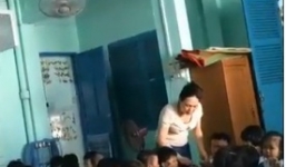 Clip: Giáo viên mầm non dùng tay, muỗng inox đánh trẻ trong giờ ăn