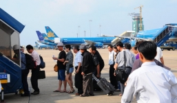 Hãng hàng không trong nước đồng loạt giảm giá vé máy bay