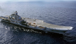 Video: Cận cảnh tàu sân bay duy nhất của Hải quân Nga