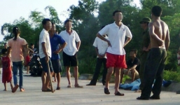 Trộm gà trên mâm cúng, nam thanh niên bị đánh chết