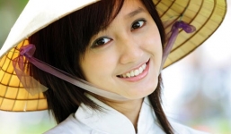 Nhạc sĩ Nguyễn Đức Cường: 'Con gái Việt đẹp duyên dáng trong tà áo dài'