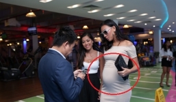 Siêu mẫu Diệu Huyền xuất hiện với bụng bầu 5 tháng