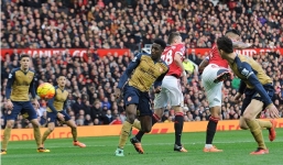 MU 3-2 Arsenal: Kịch tính đến phút cuối