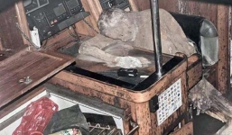 Phát hiện xác khô trên du thuyền trôi dạt ngoài biển