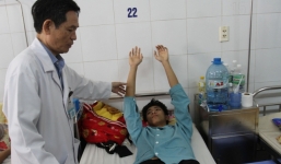 Nam sinh bị bạn học 'đánh hội đồng' chấn thương sọ não