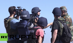 Nga cứu sống nhóm phóng viên quốc tế lọt trận pháo kích ở Syria 