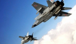 MiG-31BM Nga phóng tên lửa không-đối-không hạ mục tiêu ở Tây Siberia