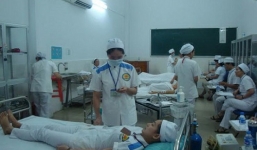 Nhiều trường, nhiều người hoang mang khi ngừng tuyển sinh hệ trung cấp