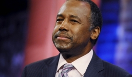 Một ứng viên rút khỏi cuộc đua trở thành tổng thống Mỹ